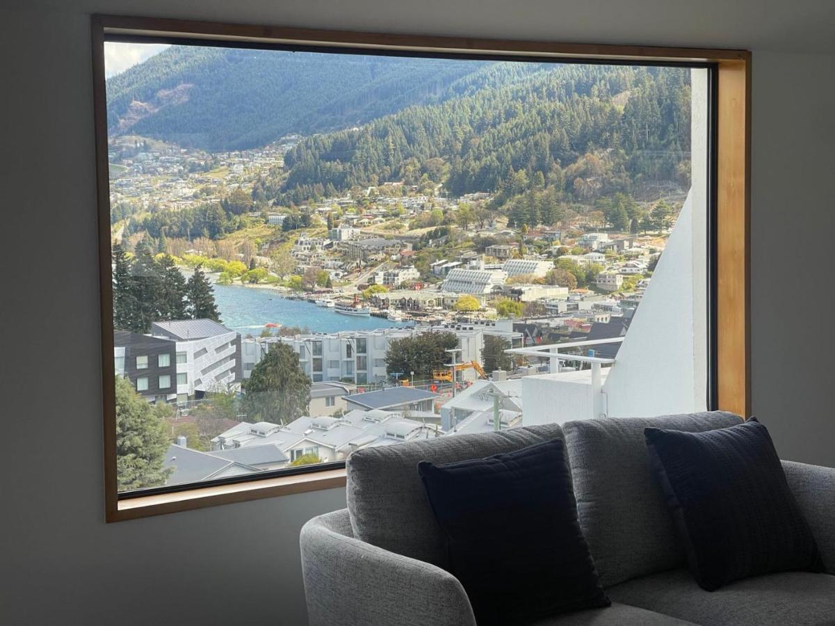Panoramic Views - 10 Minutes Walk To Town Villa Куийнстаун Екстериор снимка